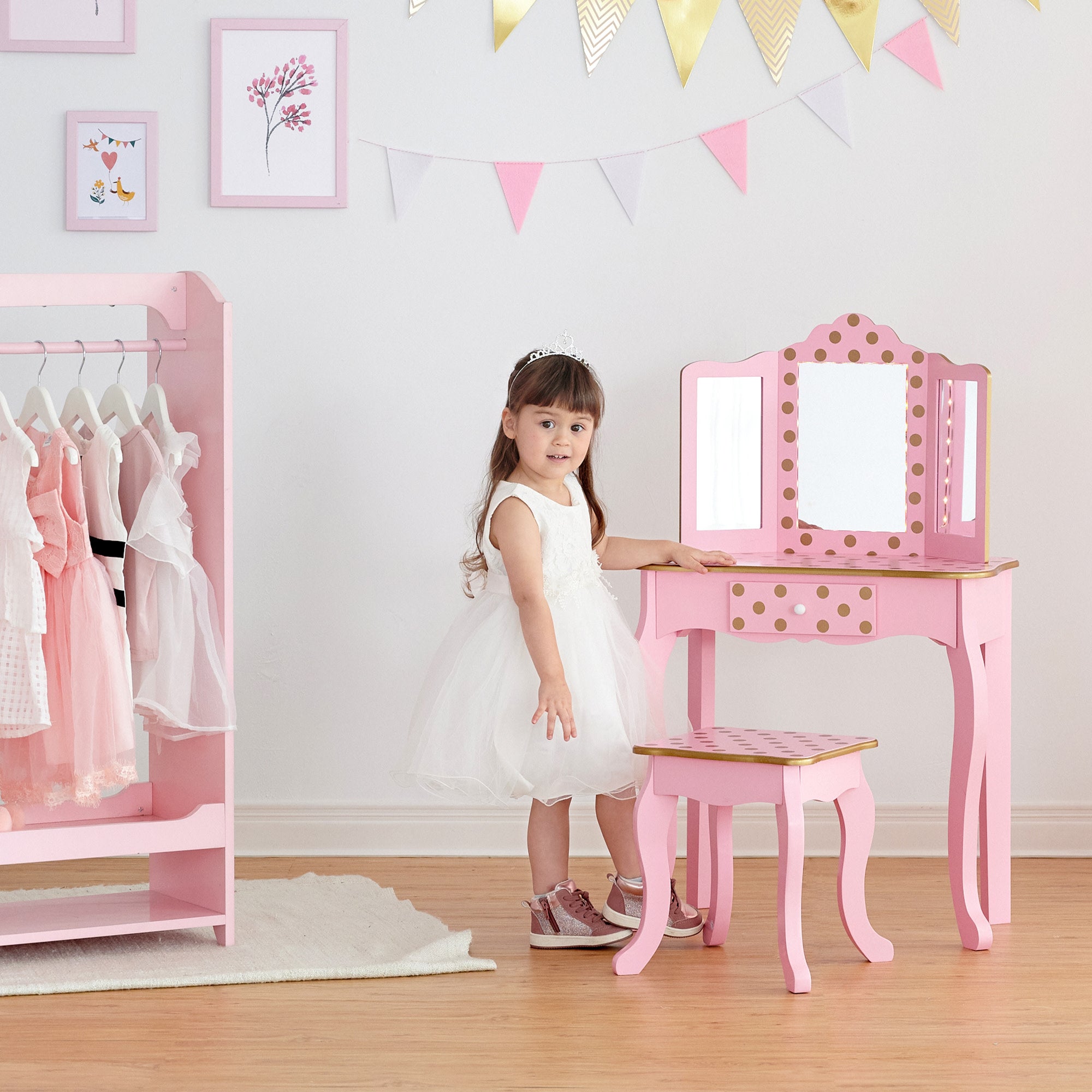 Fantasy Fields Polka Dot Prints Gisele Vanity Playset with LED Mirror, Pink/Gold